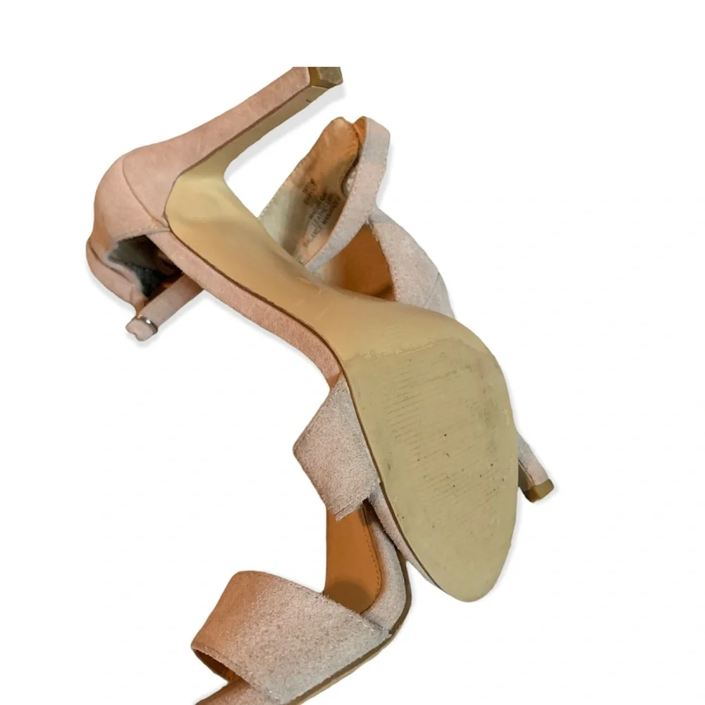 Michael Kors tan suede heels Size 9